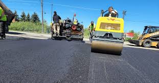 Best Asphalt Driveway Installation in Ferris, TX